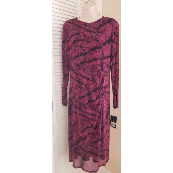 NWT NINE WEST LONG SLEEVE RUCHED SIDE PRINTED MESH DRESS MAGENTA BLACK SZ 12 - Picture 3 of 9